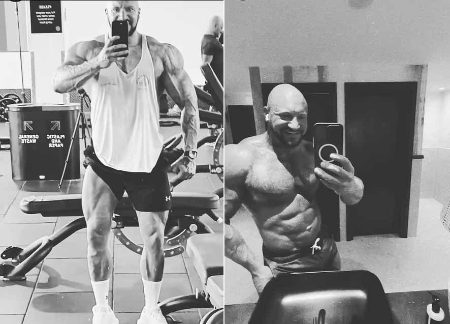 Imagen en blanco y negro dividida en dos: un hombre musculoso se fotografía en el gimnasio y, más tarde, con el torso desnudo frente al espejo.